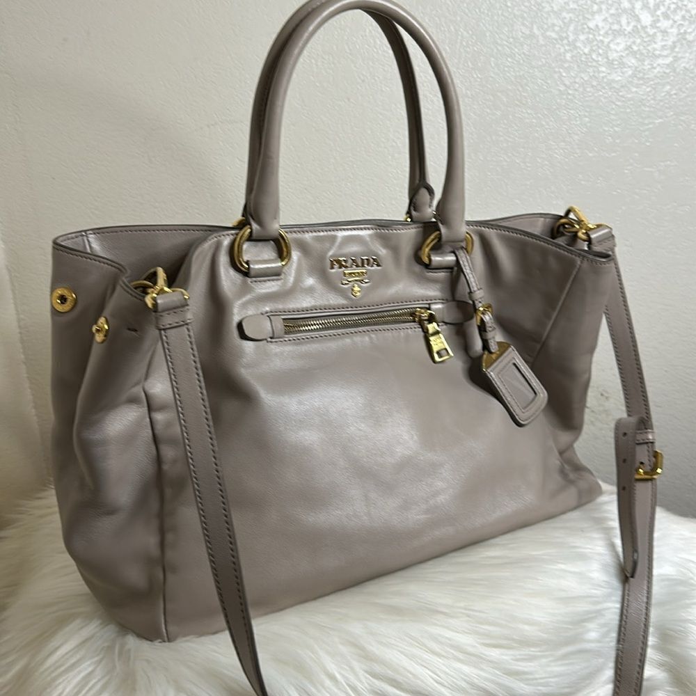 💯Authentic Prada Two-way Tote Bag🍀 - Picture 7 of 17
